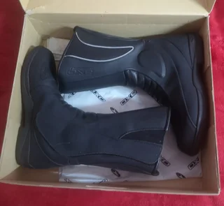 Venus Female WP Boots