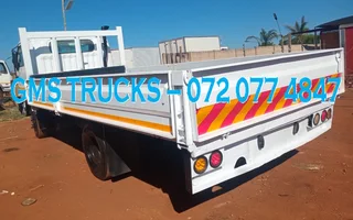 2011 NISSAN UD 40 DROPSIDE TRUCK FOR SALE  (JT16)