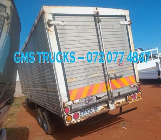 2005 NISSAN UD20 (WITH TRAILER) TRUCK FOR SALE (JT4)