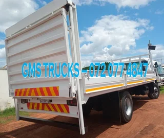 2010 FUSO (WITH TAIL LIFT) TRUCK FOR SALE (JT94)