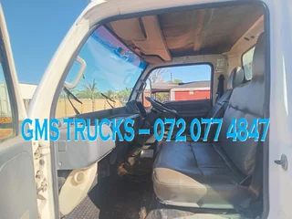 2011 NISSAN UD 40 DROPSIDE TRUCK FOR SALE (JT16)
