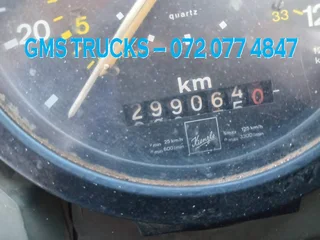 1986 HINO 15 TON (DOUBLE AXLE) FLATBED TRUCK FOR SALE (JT82)