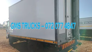2012 ISUZU NPR 300 BOX BODY TRUCK FOR SALE (JT49)