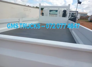 2015 ISUZU NPR 400 DROPSIDE TRUCK FOR SALE (JT9)