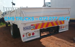 1992 NISSAN UG720 DROPSIDE TRUCK FOR SALE (T34)