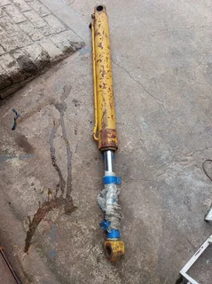 Hydraulic Cylinders For Sale.