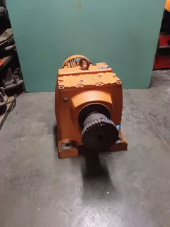 Electric Motors 3-Phase 11Kw Helical Gearmotor for Sale