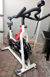 Tempo 400 Spin Bike