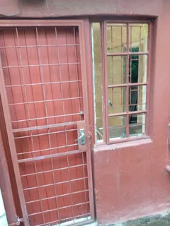 Bachelor unit for rent