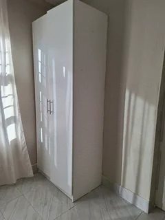 Bachelor cottage to rent in edenglen edenvale