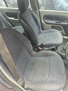 Renault Clio 2 1.4 16V for parts stripping