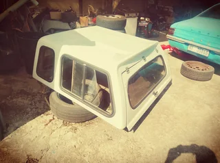 2010 Isuzu double cab Canopy