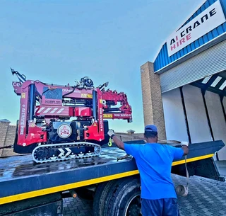 AI CRANE HIRE - Our Hoeflon Compact Mini Cranes are geared for the future!
