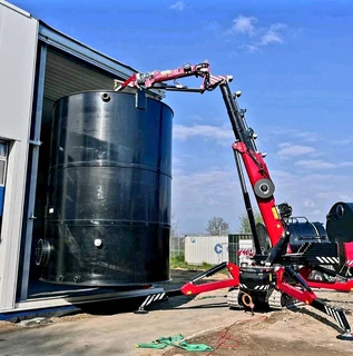 Hoeflon Mini Crane for sale