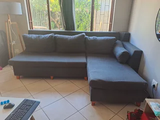 L-Shaped - Ad posted by Chiandra Tredoux