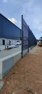 PALISADE FENCING AND GATES