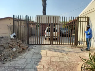 MANUFACTURERS OF PALISADE FENCING AND PAINT