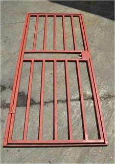 STEEL PALISADE FENCING, GATES AND PAINT