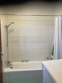 Sunny, secure apartment in Pristine condition - Opposite Sanlam Bellville