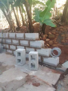 qualified builder/ home maintenance handyman for hire