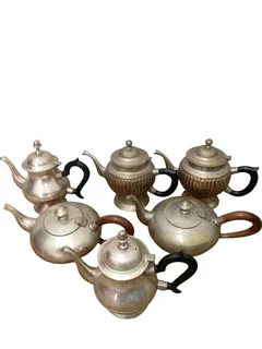 6 x Antique, vintage tea pots
