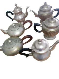 6 x Antique, vintage tea pots