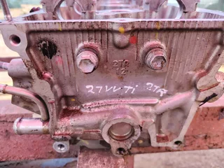 Toyota 2.7 vvti engine spares