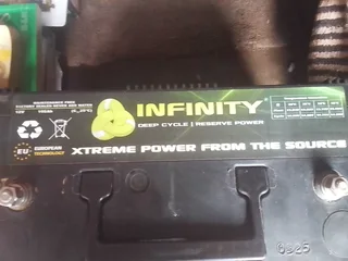 Deep cycle truck / inverter battery