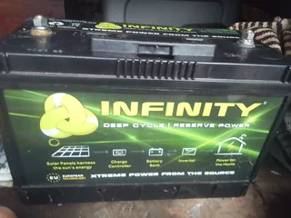 Deep cycle truck / inverter battery