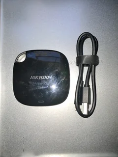 Hikvision HS-ESSD-T100 512GB External SSD