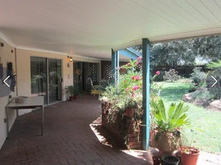 One backroom with own bathroom available in Florida Park. Available now or from 1 Dec 2025