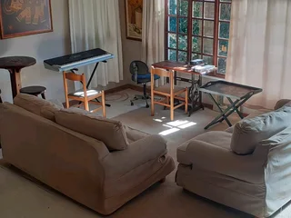 One bedroom garden flat in central Hilton