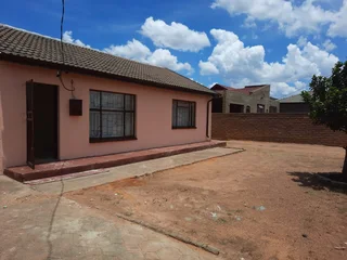 3 Bedroom house in Soshanguve Block HH