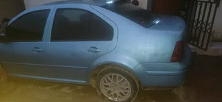 2005 Volkswagen Jetta 4