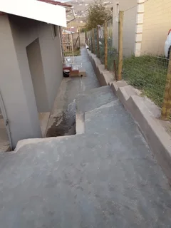 Rooms for Rent - Mbolompo