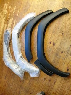 Fender archers Toyota Hilux DC for sale in Penhill estate