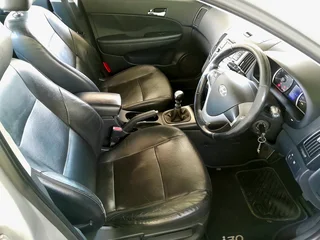 2010 Hyundai i30 1.6 GLS Manual