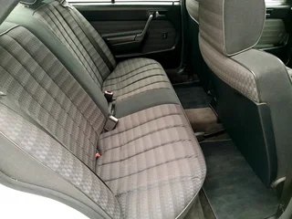 1993 Mercedes Benz 190E 2.0 Auto