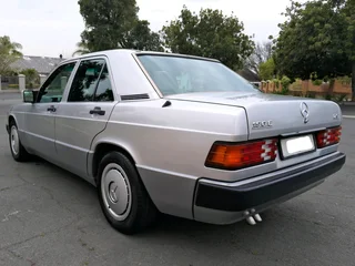 Mercedes 190E