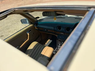 Mercedes Benz W123 230e