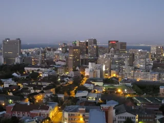 Secure Gardens Shopping Centre Studio Apartment. With endless views over the City and the Bay.