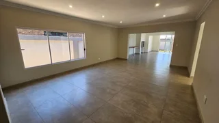 BIG FAMILY HOME,PRICE REDUCED