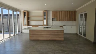 BIG FAMILY HOME,PRICE REDUCED