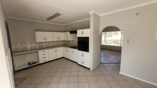 BARGAIN FAMILY HOME FORSALE