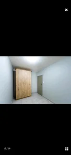 Looking for a Professional lady to share a two bedroomed flat with my Niece