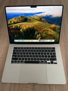 MacBook Air 15” M3 8GB, 256GB 2024
