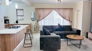 2 bed 2 bath in Greenstone Westlake