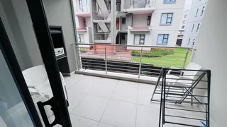 2 bed 2 bath in Greenstone Westlake