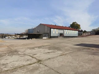 WAREHOUSE / FACTORY SPACE FOR RENT IN LANSERIA / CHARTWELL AREA