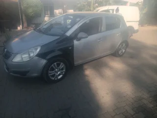 Automotive electrician